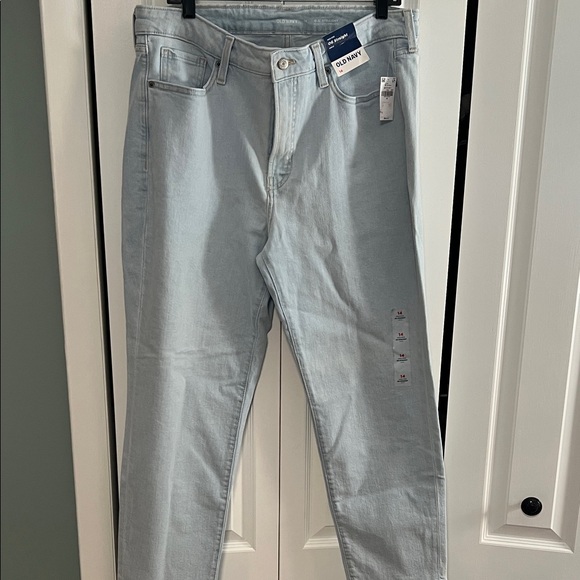 Old Navy Women’s high rise O.G. Straight Ankle  Jeans in Light Wash - Picture 1 of 6